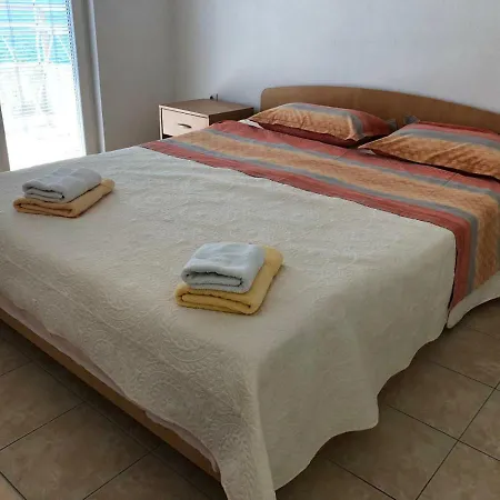 Studio-apartment Over The Sea Apartamento *